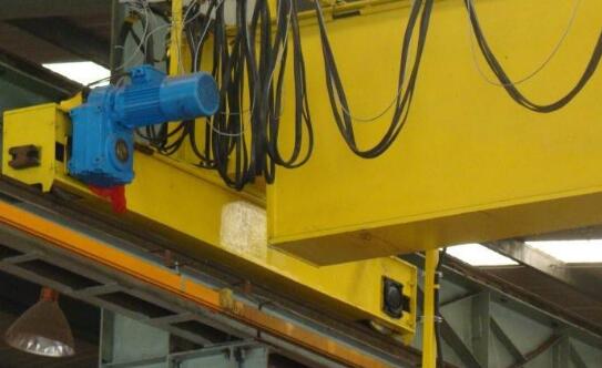 桥式樱桃视频色版机啃轨怎样维修调节