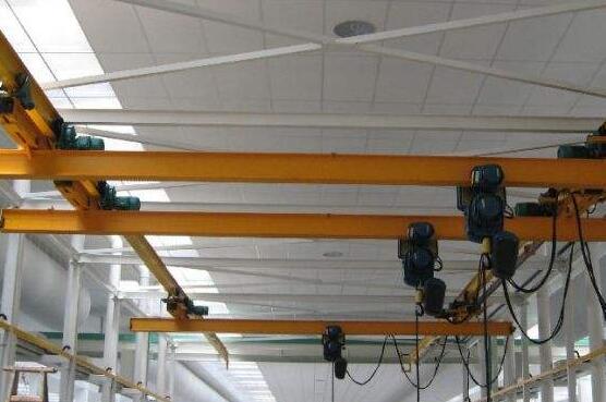 山东单梁樱桃视频色版机溜钩滑钩的缘故及解决方案 山东单梁樱桃视频色版机溜钩滑钩的缘故及解决方案