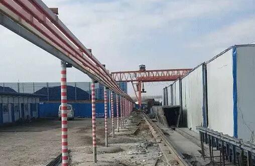 土建基础工程施工时，樱桃视频官网滑触线组装的进展规定