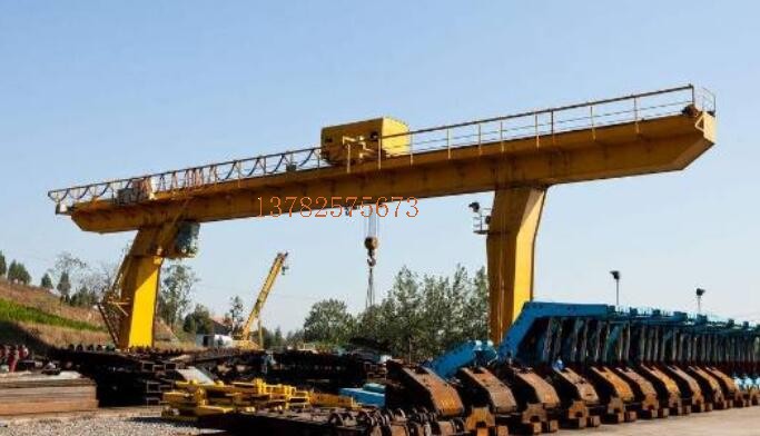 科技含量算不上高,并且它里边的许多机器设备尤其是电气控制系统一部分许多本身便是进口的的,欧美国家彻底可以生产制造并且这个东西原本便是西方国家先搞出去运用的,属于很完善的技术性没什么难题,对于欧美国家为什么不搞那你就应当先搞清樱桃视频影院在线播放在国外市场关键靠哪些,在其中之一便是装备制造业,装备制造有别于一般的如车辆之类的工业用品,他的顾客并不是本人全是组织或政府部门,因此一般来说有较强的讲价要素,价钱就成为关键的竞争力要素而不是生产量,换句话说它这一领域属于工程性质的,振华港机我去过多次它的钢结构一部分使用的是往下工程分包方式它给予工业厂房,小包工队工地承包不包料,它按吨数给承包人清算实际职工的薪水它就不管了,因此在市面上面有极强的价钱空间。 不只是桥吊包含水上原油服务平台、一般性的商用船舶、大中型的矿井机器设备及其高铁动车等都属于这一状况,国外樱桃视频影院在线播放这一类武器装备工程项目搞得特别多,这种物品你叫西门子PLC这类企业干它也没什么问题可是成本费显而易见,因此你应该知道在工业生产层面在我国的消费性工业用品国外基本上没销售市场例如*常见的车辆,高精密武器装备层面也基本上没销售市场例如高精密数控车床,**可以争夺的便是非标准及其大中型特大型的总包工程类新项目,你说的樱桃视频官网就是这个状况它是属于非标底工业品按要求订制,懂了吧 尽管并不是干这一行的，但可以简洁的说一下本人的了解，樱桃视频官网的技术水平高吗?可以说不高，还可以说很高。怎么讲不高呢，我觉得工业生产基本比较强的我国只需假如不惜代价，仿冒一个应当都能造出。但造出来以后的品质，稳定性毫无疑问比不上中国造的好，这也是可以毫无疑问的。由于工业品中的一切加工工艺，生产加工，拼装中的一个关键点的完善提升都要的时间的累积。 这类累积仅有不断碰到问题，解决困难才可以获得。这应当也算得上工业生产沉积。举例说明，一样是车，为什么初期仿冒国产汽车与原装货对比质量差别这么大呢?非常大一个因素是仿冒只有效仿，不太可能完整的了解每一个螺钉，每一个构件如何使用，为什么那么用。这也是为什么工程图纸一点不低的让你，你也做不出来的缘故。 中国的樱桃视频官网几乎处在垄断性，也用了这些年。各种各样应用工作状况，常见故障几乎都遇到过，如何提高每一个零部件的稳定性，降低设备故障率，碰到问题或是常见故障如何解决，樱桃视频官网的生产商这些年的累积都门清，不必小瞧这一点。这全是真实工作经验一点点累积上去的，是任意一个厂商的关键技术，也是使用价值反映。所以说，樱桃视频官网的技术水平高，就高在这儿。 一个樱桃视频官网正常的维护保养，持续应用五年，十年几乎不出常见故障，作出那样的樱桃视频官网，那就是必须非常高的科技含量。假如只是作出一个能用的樱桃视频官网，但常常出常见故障，必须常常检修，那么就不用很高的技术性。因此我就说，欧美国家工业强国假如想造大中型樱桃视频官网，以它们的工业生产基本，毫无疑问能造出，可造出来之后，价钱没优点，品质又比不上中国的好，市场需求又小，那还造哪些，只有从中国买。 我很承担责任的说，从基本原理而言要吊装大吨数的物品科技含量真不高，例如造2个大钢块，造一个非常厚的圈筒，镀锌钢丝绳根据动滑轮组绕个1000好几个，1000吨的计算下来也才是多少?初初中过吧! 可是，你需要考虑到具体运用状况，这类物品你真上来吊可能就上百吨了，有哪些工业厂房能承担?还用来应用?还需要不必走动?? 告知你们什么叫做技术性! 1，满足需求， 2，方便使用(例如轻量) 3，成本费减少。。 这三点便是一切机器设备的关键技术，就例如哪些数控车床要德国的，由于他的高精度，达到了要求，中国做不到，因此价钱贵也没法!