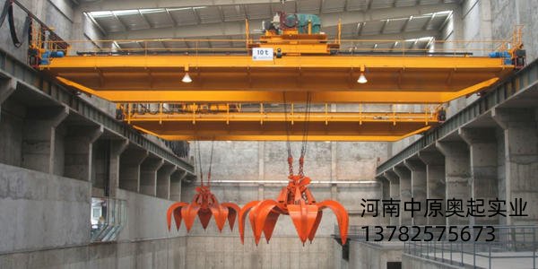 抓斗樱桃视频色版机在施工中的优点